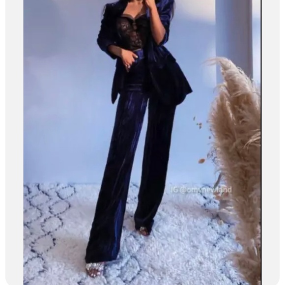 Zara Jackets & Blazers - ZARA Velvet Blazer And Pants Limited Edition